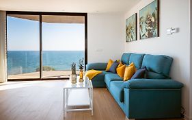 Modern Sea Front Reef